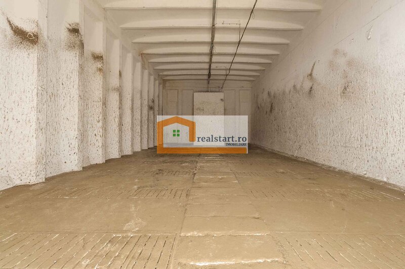 Codlea, acces E68, spatiu industrial cu teren 1,7Ha, dubla deschidere la DJ112A,