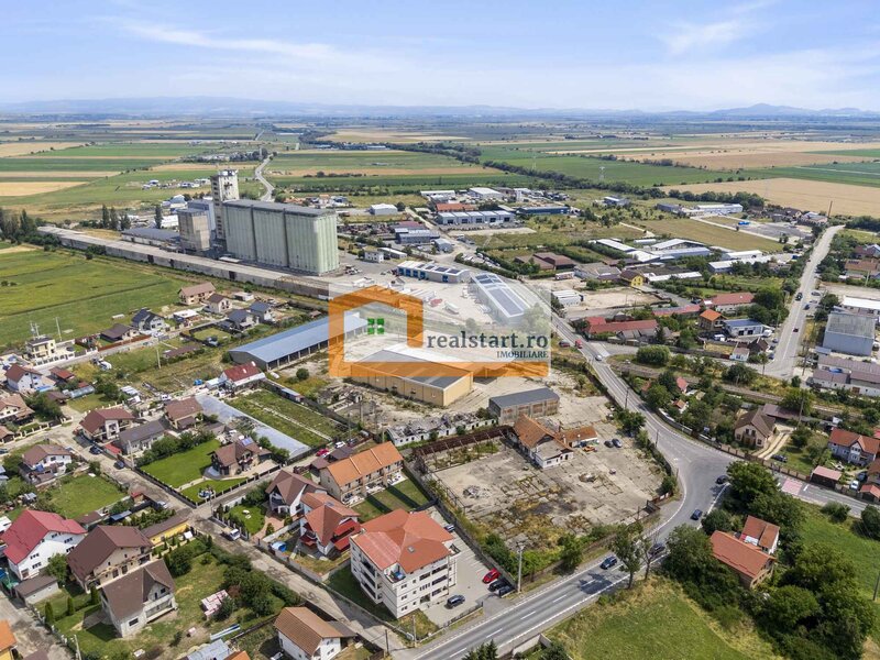 Codlea, acces E68, spatiu industrial cu teren 1,7Ha, dubla deschidere la DJ112A,